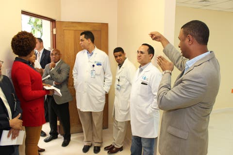 Hospital Ney Arias Lora recupera espacios para usarlos en pacientes 