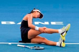 Muguruza se retira por calambres en su primer partido en Brisbane