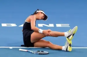 Muguruza se retira por calambres en su primer partido en Brisbane