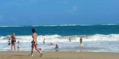 Piden instalar puestos de salvavidas en playa Cabarete ante aumento de personas ahogadas