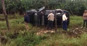 Miembros de la escolta del Presidente sufren accidente en Azua; varios resultan heridos