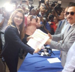 Carolina Mejía afirma dirigentes del PRM están comprometidos con el cambio