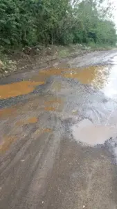 Residentes en Sierra Prieta reclaman Obras Públicas reconstruya carretera