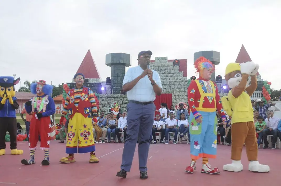 Clausuran parque de luces «Vive la Navidad» en SDE