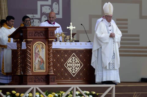 El papa Francisco condena en Trujillo inseguridad y crimen organizado