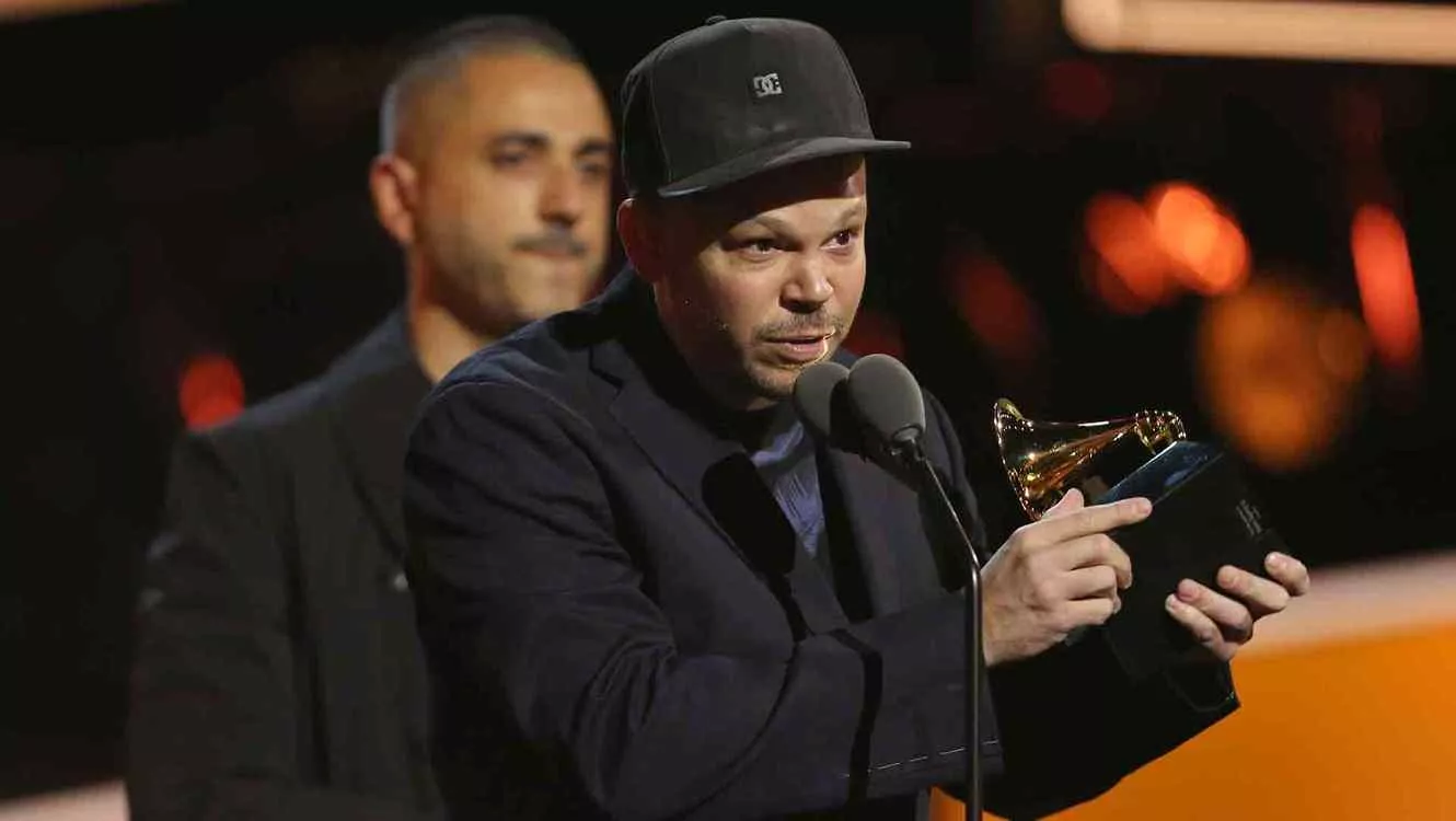 Grammys para Shakira, Residente y Blades; nada para 