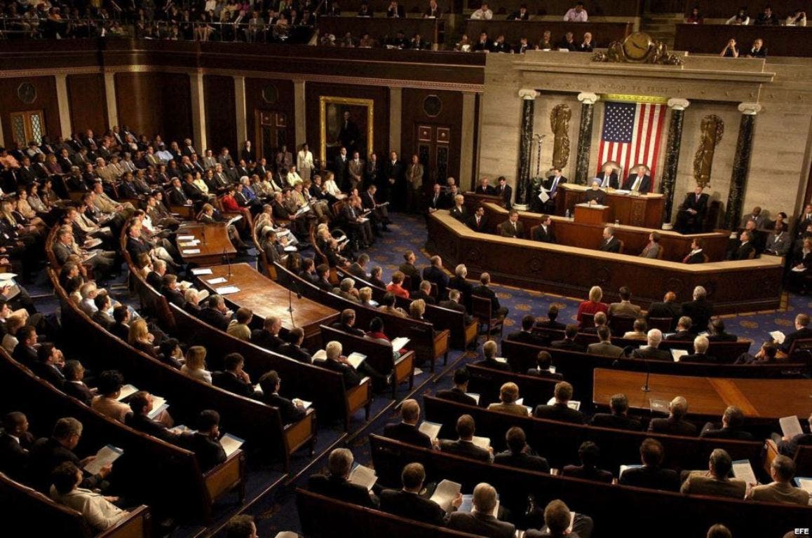 Senado de Estados Unidos logra acuerdo para reabrir el gobierno federal