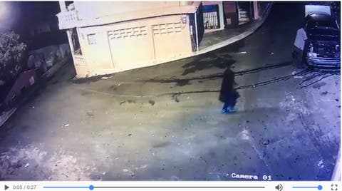 Video muestra el momento en que matan exteniente de la Policía en Los Alcarrizos