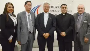 Rector de la UCNE propone alianzas entre centros  de estudios y empresarios para preparar jóvenes