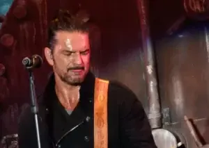 Ricardo Arjona anuncia gira “Blanco y negro” por Norteamérica para 2022