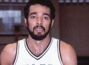 Torneo de baloncesto superior del DN está dedicado al inmortal Frank Prats