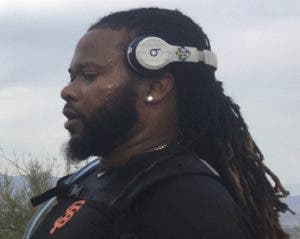 Pítcher Johnny  Cueto se entrena en la montaña para Grandes Ligas