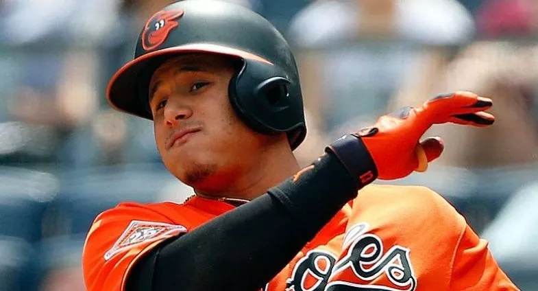 Yanquis arrecian interés por adquirir a Manny Machado