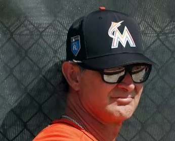 Mattingly le responde criticas a  Bryce Harper