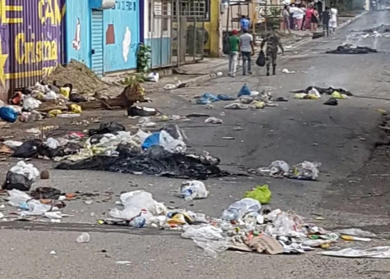 Moradores de Pantoja exigen el arreglo de calles