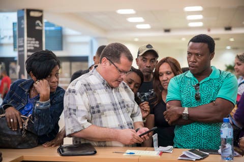 Aerolínea dominicana deja a cientos varados por una deuda