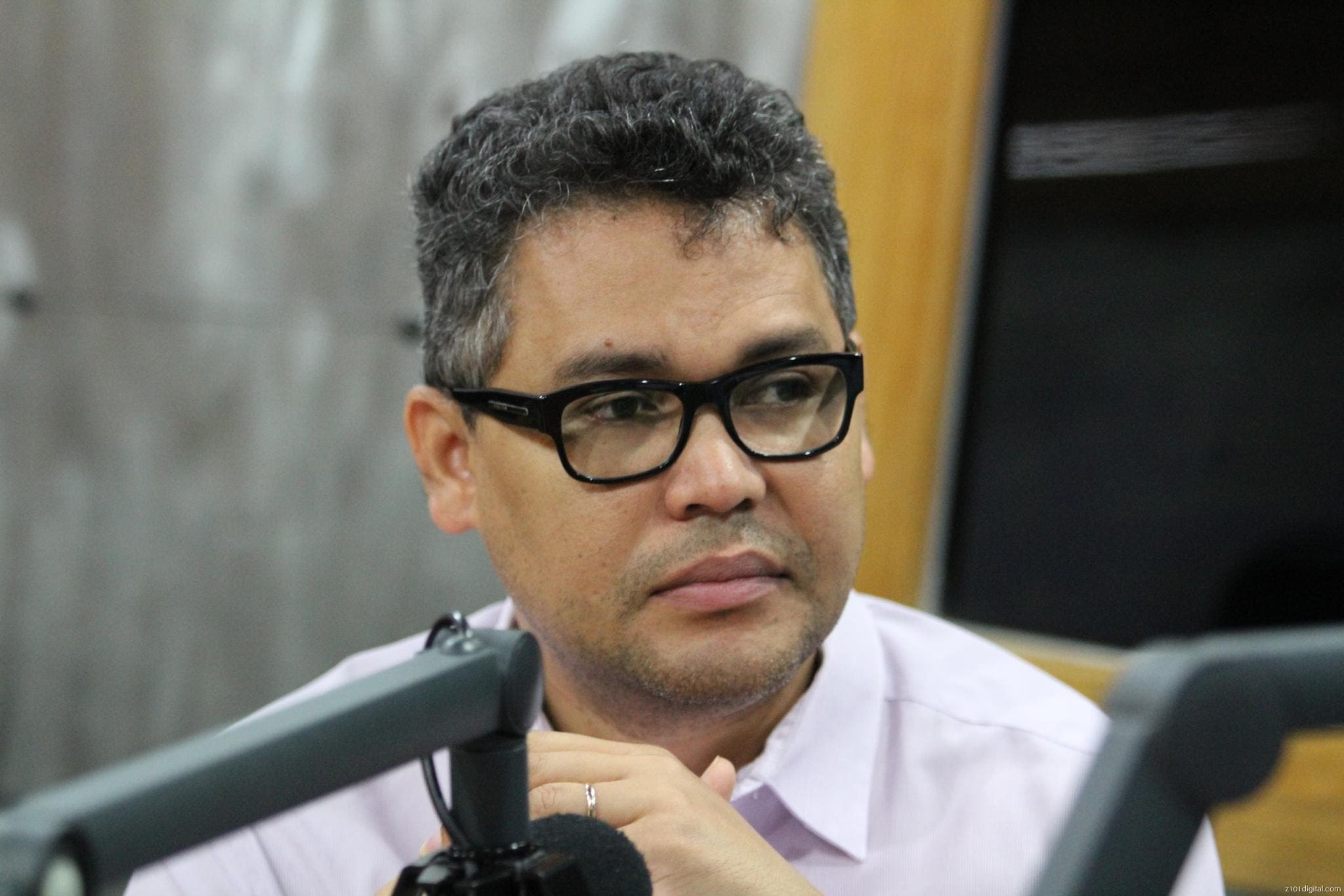 Carlos Peña afirma Comité Político PLD nunca se ha reunido para resolver un problema nacional