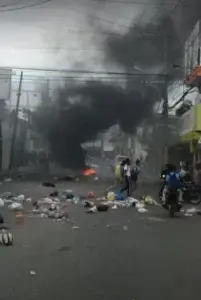 Protestan en Las Palmas de Herrera por muerte de joven a manos de la Policía