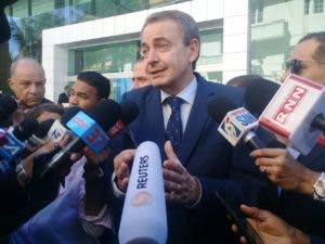 Rodríguez Zapatero insta a la oposición venezolana a firmar acuerdo con el gobierno