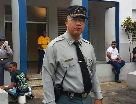 Coronel de la Policía violó sexualmente a un joven en una cabaña de Sabana Perdida