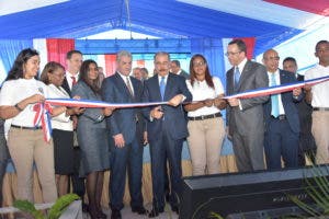 Presidente Danilo Medina entrega 3 centros educativos en Puerto Plata