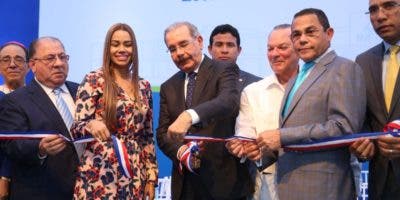 Danilo Medina entrega en Higüey una escuela de hotelería, gastronomía y pastelería