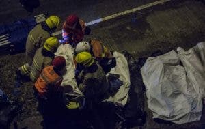 18 Muertos y 62 heridos en un accidente de autobús en Hong Kong