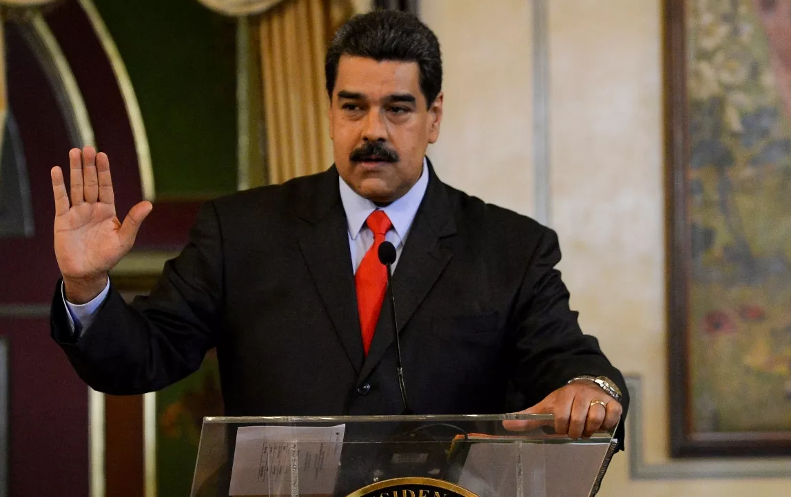 Nicolás Maduro niega que exista un 