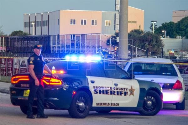 Policía de condado de Florida lanza aplicación móvil para seguridad alumnos
