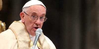 El papa tilda de “escandaloso” el gasto en armamento de los países
