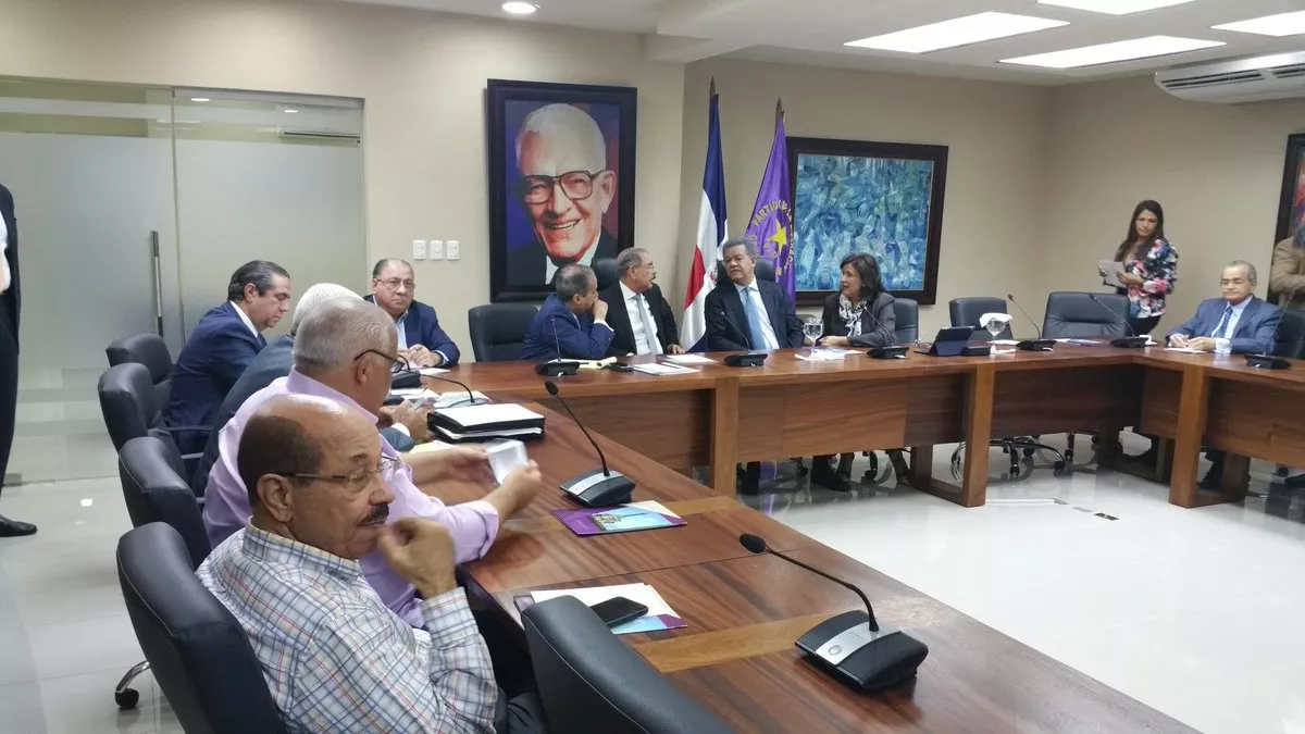 Comité Político del PLD se encuentra reunido