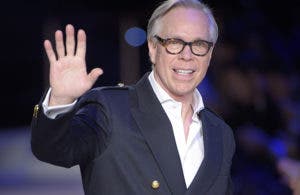 Tommy Hilfiger: los desfiles de moda son aburridos y “en general anticuados»