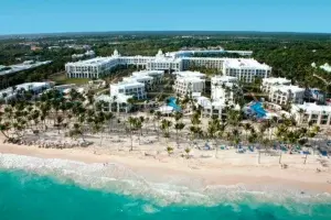 Copropietario de la cadena hotelera Riu es acusado de corrupción en Miami