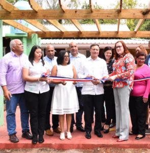 Inauguran Casa de la Mujer en Salcedo para proteger víctimas de violencia de género