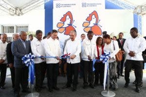 Danilo Medina inaugura Unidad de Atención a Víctimas de Violencia de Género en Barahona