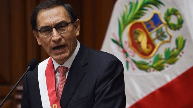 Quién es Martín Vizcarra, el exministro al que el fujimorismo acusó de corrupción y al que convirtió en presidente de Perú