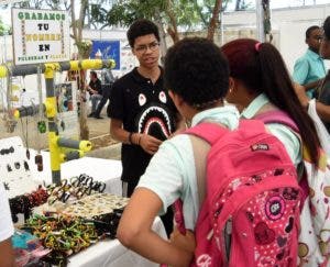 Cientos visitaron feria de turismo de Barahona . Fuene externa