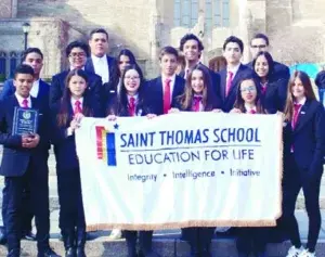 Saint Thomas School gana competencia en  Yale