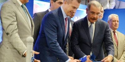 Medtronic inaugura nueva planta en RD