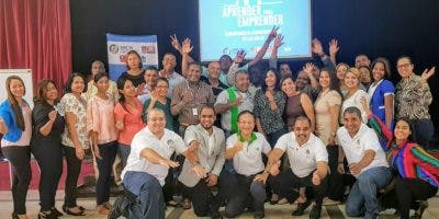 Capacitan a docentes dominicanos con el programa “Aprender para Emprender”