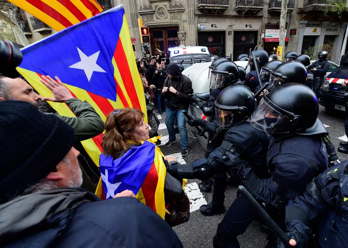 Barcelona protesta arresto Puigdemont