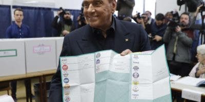 La coalición de Berlusconi gana comicios en Italia