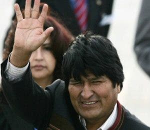 Evo Morales visita España y hablará con el rey Felipe VI