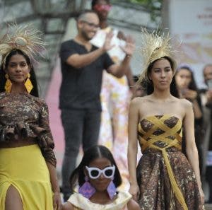 Estampas de la Zona Colonial en pasarela