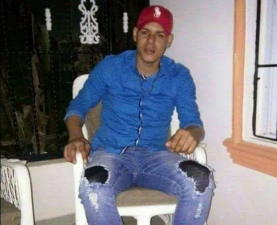 Policía investiga muerte de joven universitario en Santo Domingo Norte