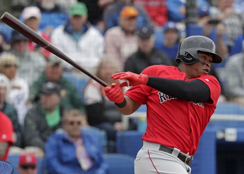 Rafael Devers da un triple y Gregory Polanco, 2 hits