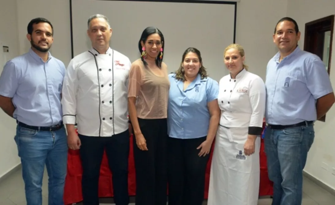 Taller de pastelería básica para periodistas y ‘fashion bloguer’