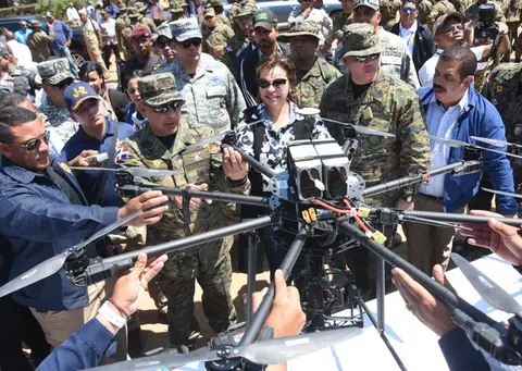 Más militares vigilarán la frontera; Defensa llama a no contratar ilegales