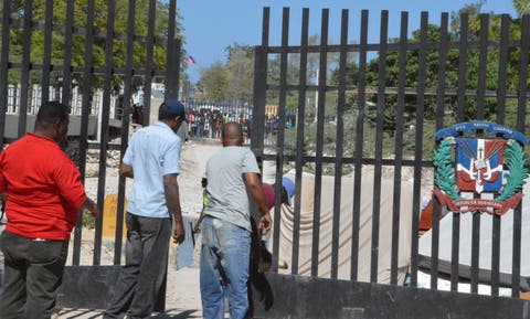 Gallup- Hoy: 81% de la población cree Gobierno debe prohibir ingreso de nacionales haitianos