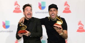 Nicky Jam se apunta un nuevo éxito con J Balvin: «X»